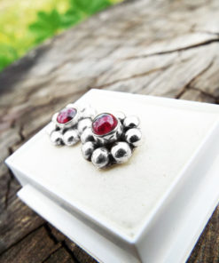 Earrings Garnet Studs Flower Red Gemstone Silver Handmade Sterling 925 Floral Gothic Dark Vintage Antique Jewelry