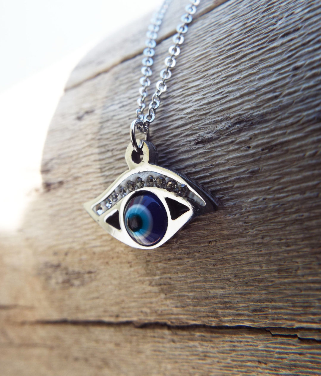 evil eye pendant        <h3 class=