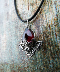Garnet Pendant Silver Handmade Necklace Sterling 925 Red Gemstone Stone Gothic Dark Vintage Antique Jewelry